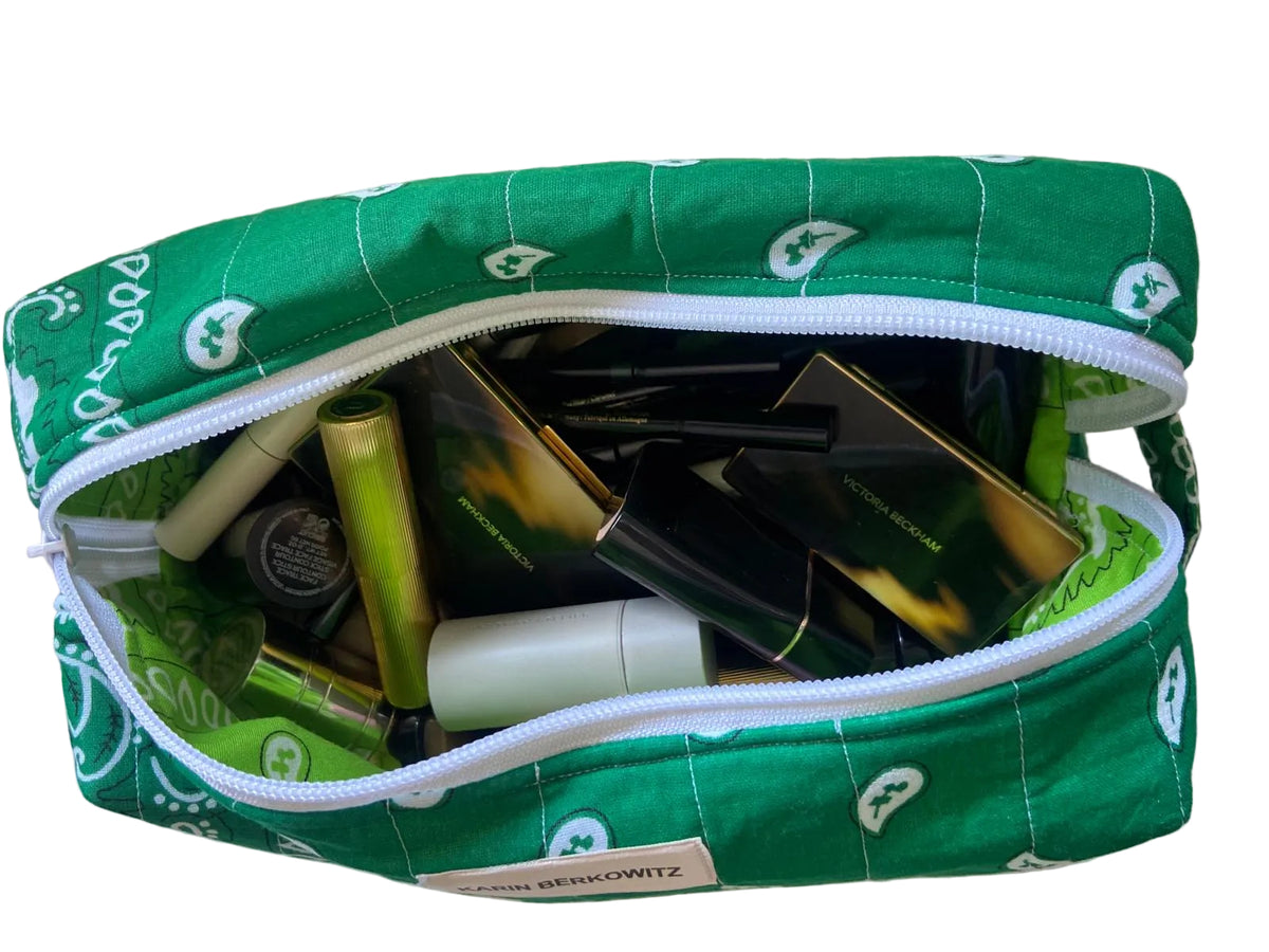 Perfectly Organised M – Quilted Bandana Bag in Green
